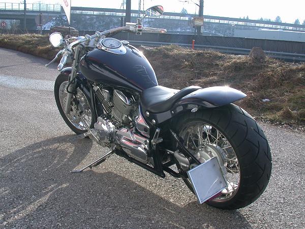 Yamaha XVS 1100 Drag Star